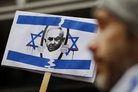 Warga Israel Tuntut Netanyahu Beserta Koalisinya Dipecat dan Diadili
