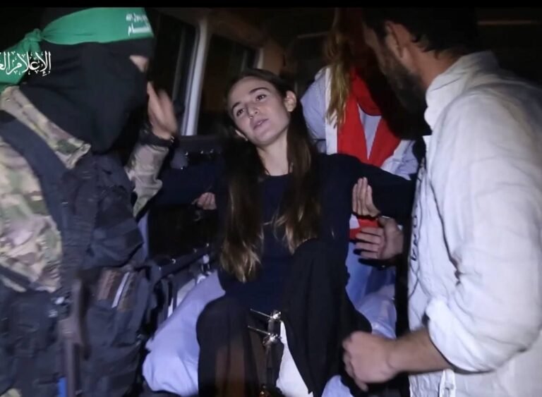 Wawancara Media Dilarang bagi Tawanan Israel yang Bebas karena Khawatir Puji Hamas