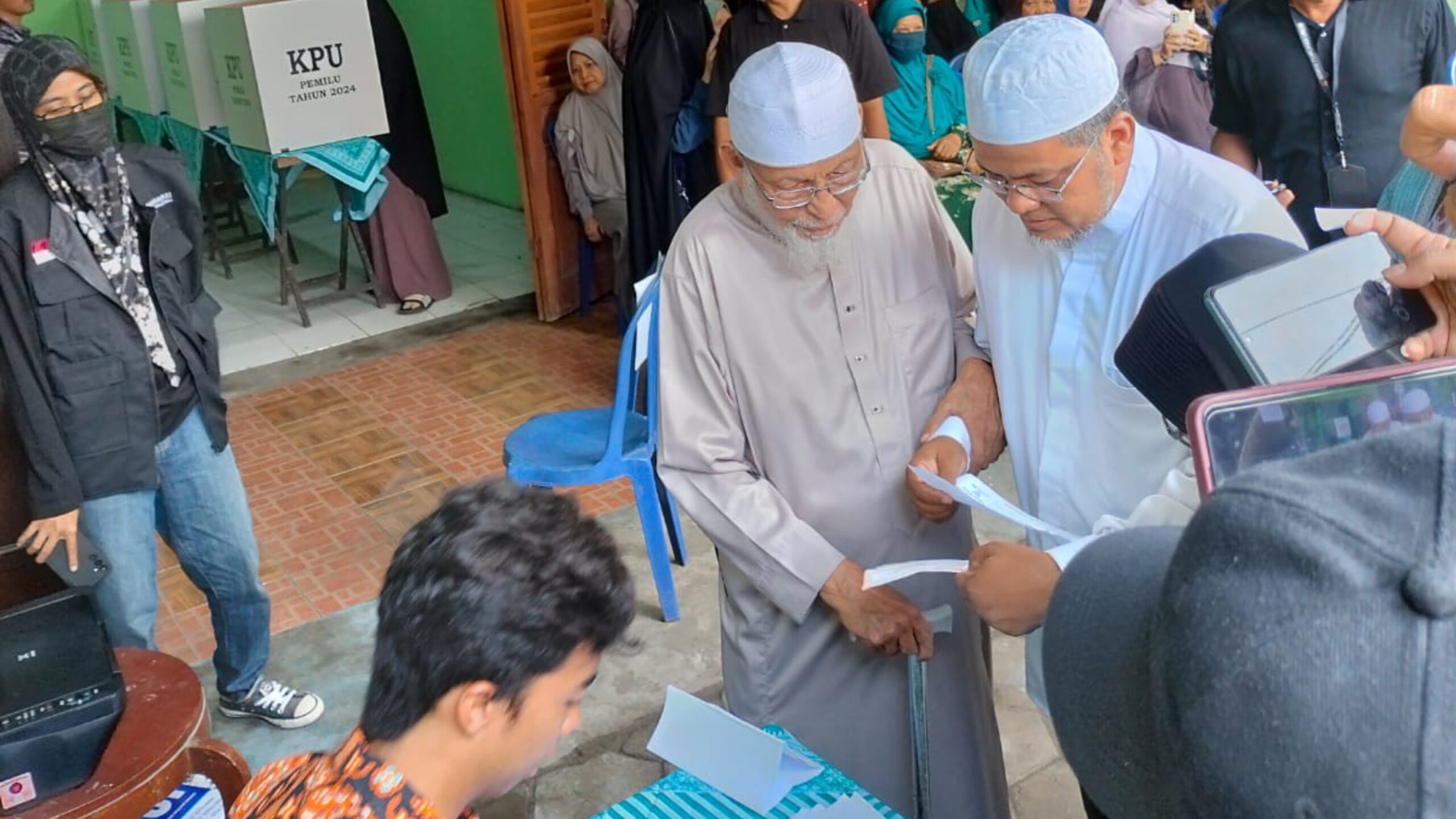Pertama Kalinya, Ustaz Abu Bakar Ba’asyir Gunakan Hak Pilihnya di Pemilu 2024