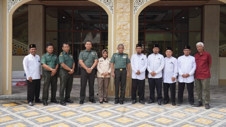 Rencana Terbitkan Biografi KSAD Jendeal Maruli Simanjuntak, Mabes TNI Kunjungi Pondok Ngruki
