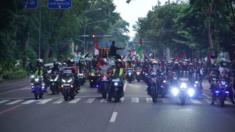 Peduli Palestina, Ribuan Masyarakat Soloraya Ikuti Aksi “The Call From Gaza”