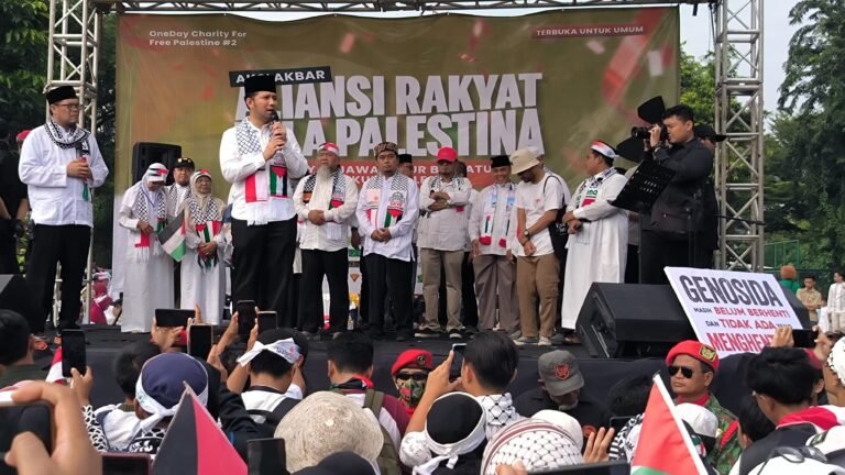 Aliansi Rakyat Bela Palestina Gelar Aksi di Surabaya, Emil Dardak: Ini Suara Resmi Rakyat Jawa Timur!