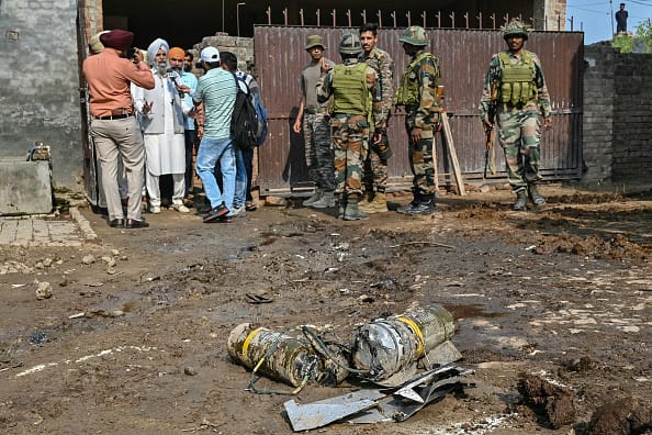 Rudal India Hantam Pangkalan Udara Pakistan, Beberapa Nyasar ke Afghanistan, Cari Gara-Gara?