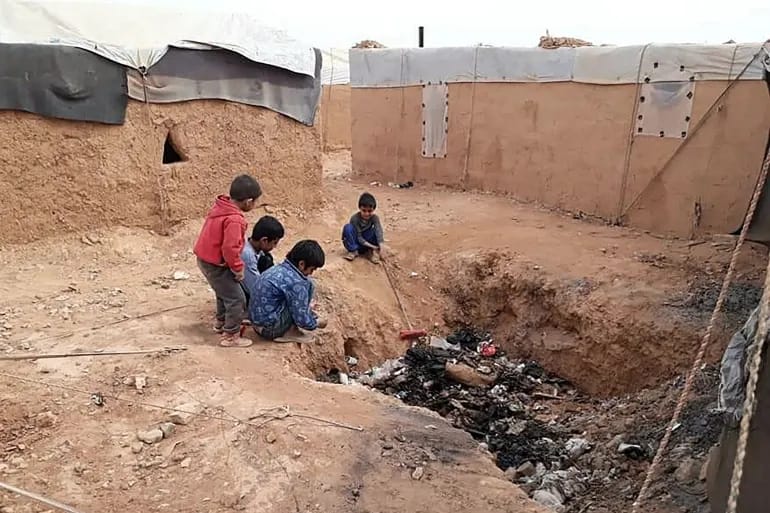 Suriah Resmi Tutup Kamp Rukban, Ribuan Pengungsi Pulang Setelah Bertahun-tahun Ditindas Rezim Bashar al-Assad