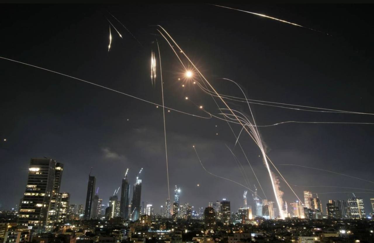 Iran Tolak Negosiasi Gencatan Senjata Selama Masih Diserang Israel