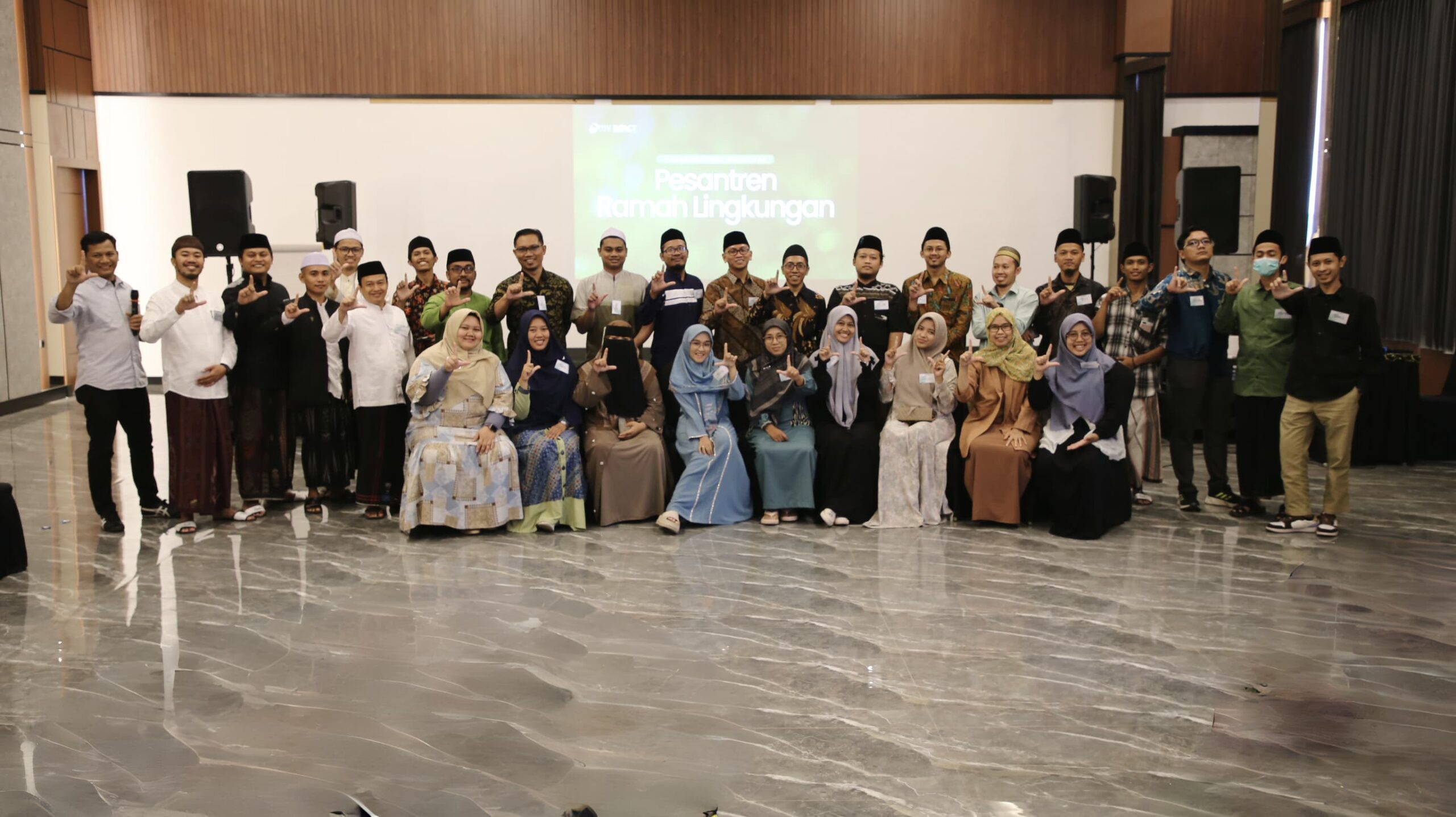 25 Pesantren Terpilih dari Jawa Timur dan Bali Ikuti Pelatihan Ramah Lingkungan oleh PPIM UIN Jakarta