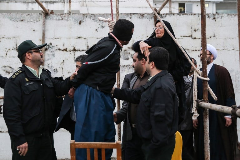 Iran Gantung Mata-Mata Israel dalam Kasus Kematian Ilmuwan Nuklir