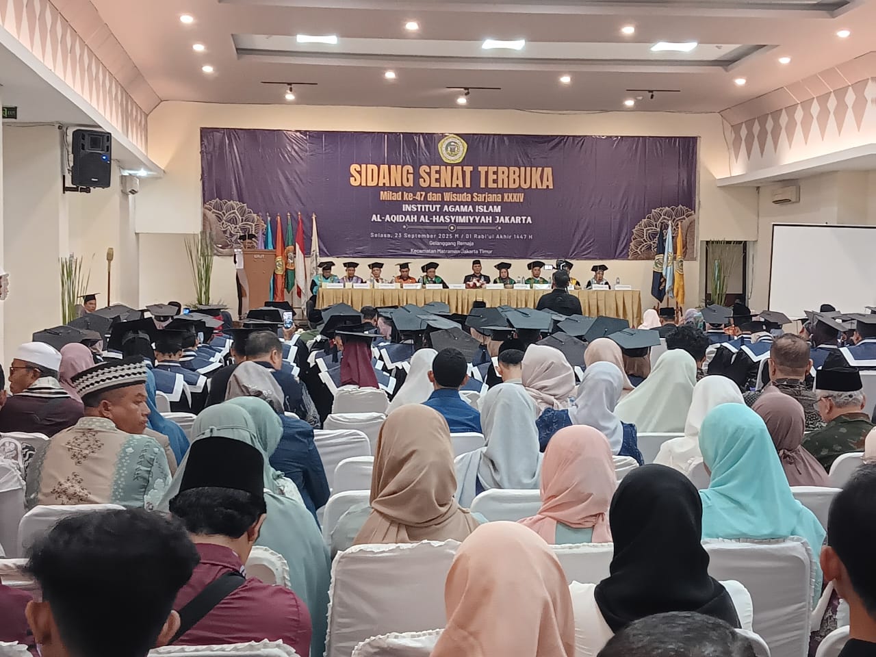 Institut Agama Islam Al-Aqidah Al-Hasyimiyyah Gelar Wisuda Sarjana Angkatan XXXIV