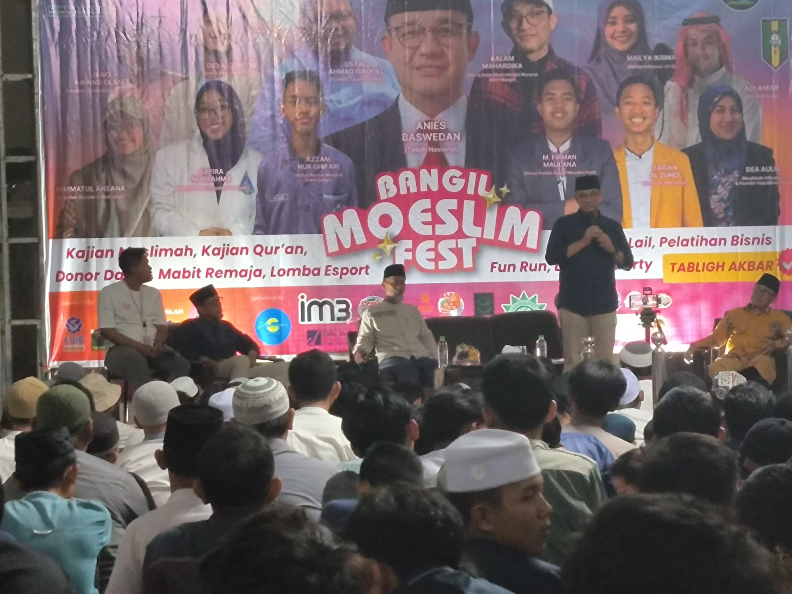 Anies Baswedan Ajak Anak Muda Bangun Kepemimpinan dan Integritas di Bangil Moeslim Fest