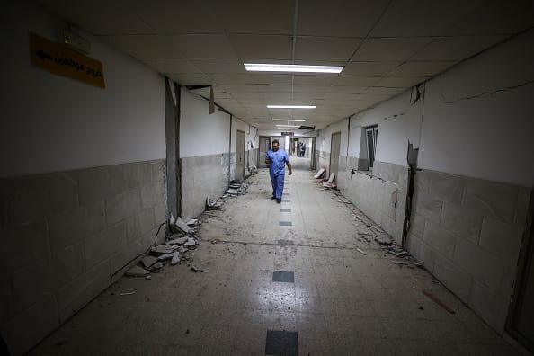 Lebih dari 900 Warga Gaza Meninggal Saat Menunggu Izin Evakuasi Medis yang Ditahan Israel