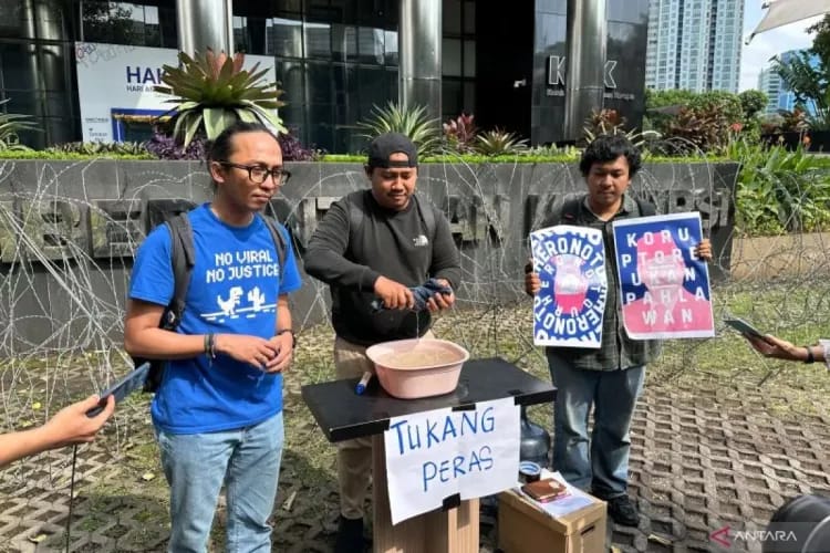 ICW dan KontraS Laporkan 43 Polisi ke KPK atas Dugaan Pemerasan, Soroti Mandeknya Proses Pidana