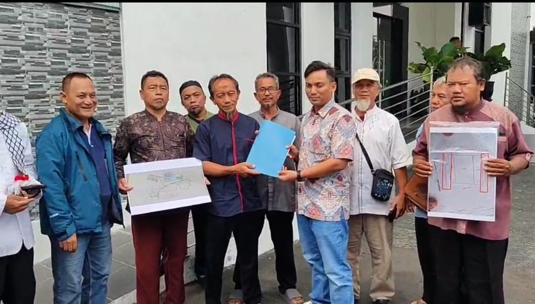 Diduga Menutup Akses Jalan dan Sungai, Proyek Hollyland Diadukan Warga ke Kejari Karanganyar