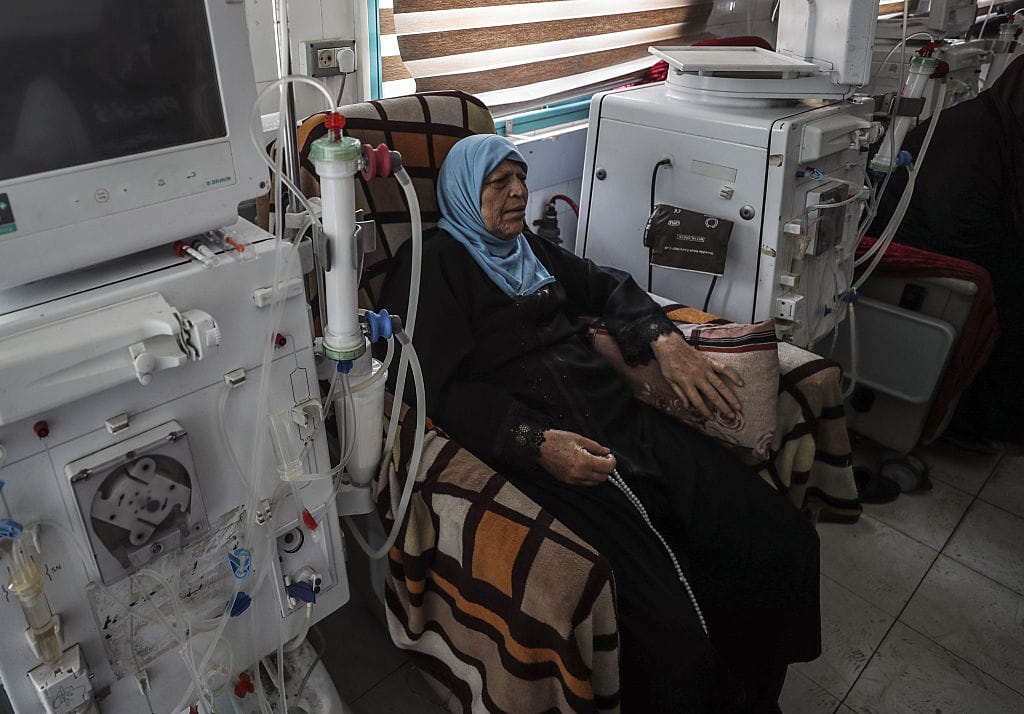 “Anakku Sekarat Perlahan”: Tangisan Ibu di Gaza Saat Perbatasan Rafah Masih Tertutup