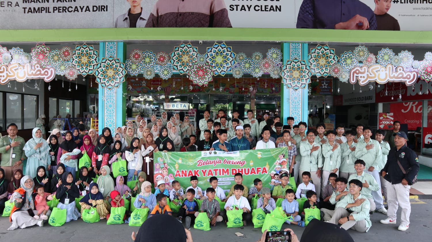 Kolaborasi OSIS dan LAZ Nur Hidayah, Mandala Charity Day Hadirkan Kebahagiaan untuk Anak Yatim dan Dhuafa