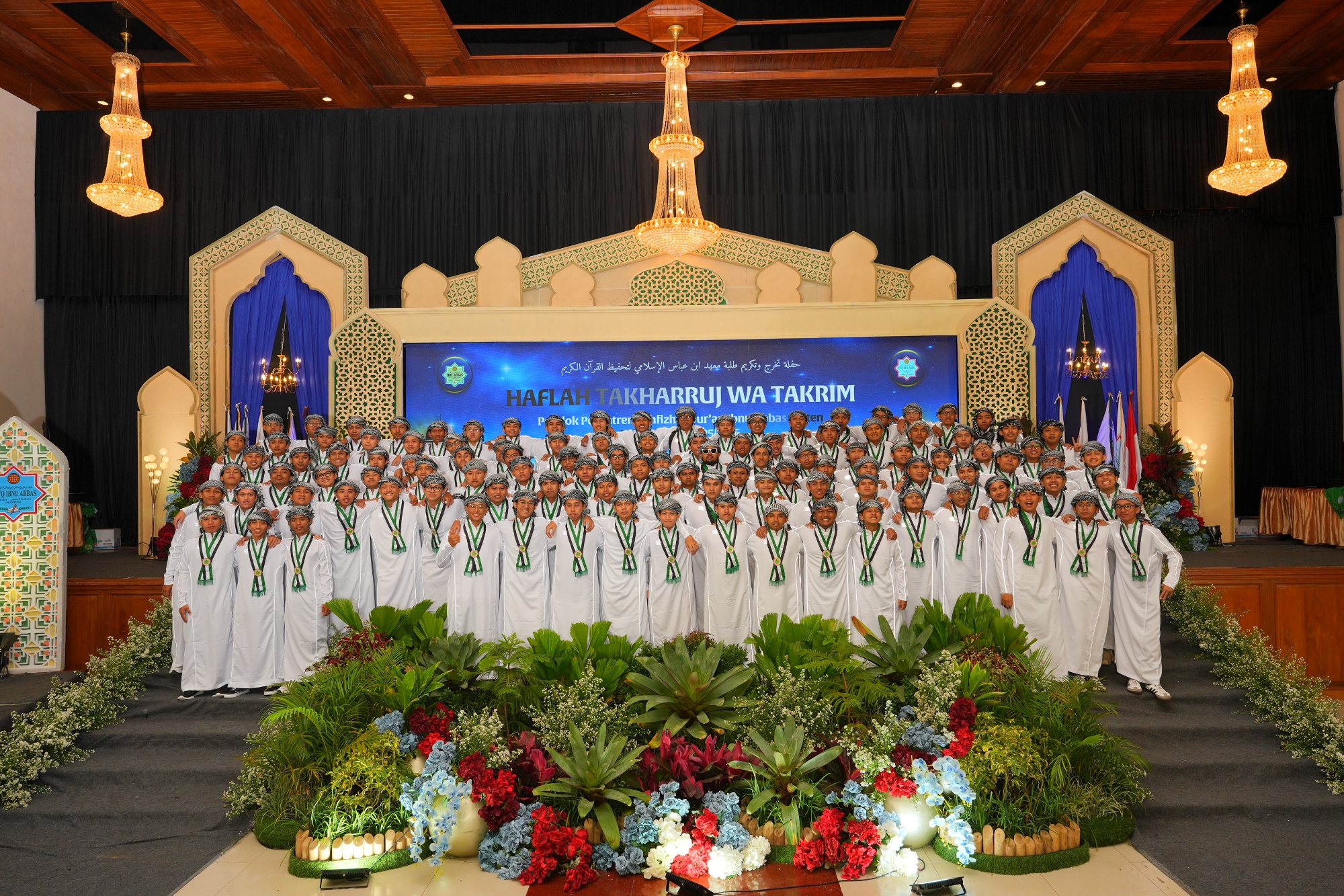 PPTQ Ibnu Abbas Klaten Luluskan 549 Wisudawan Huffadz, Raih 559 Prestasi dan 29 Sanad Al-Qur’an