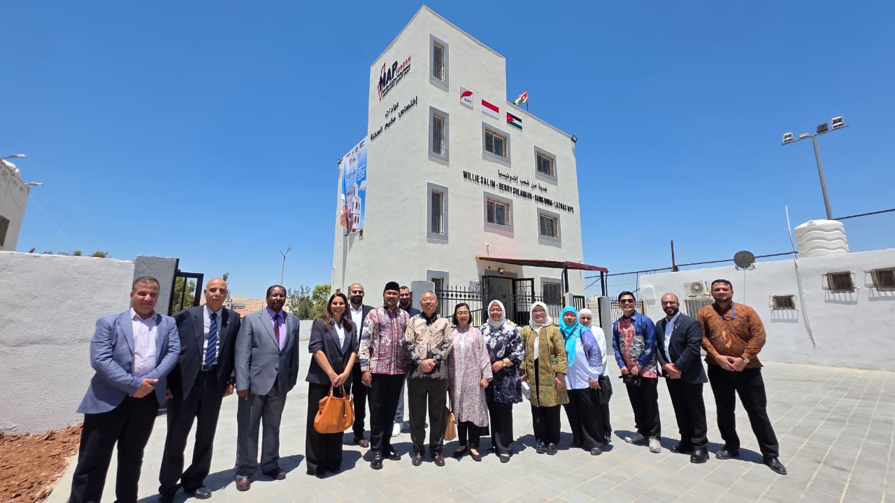 Klinik Indonesia Resmi Beroperasi di Kamp Pengungsi Sukhneh, Layani Hingga 800 Pasien Palestina