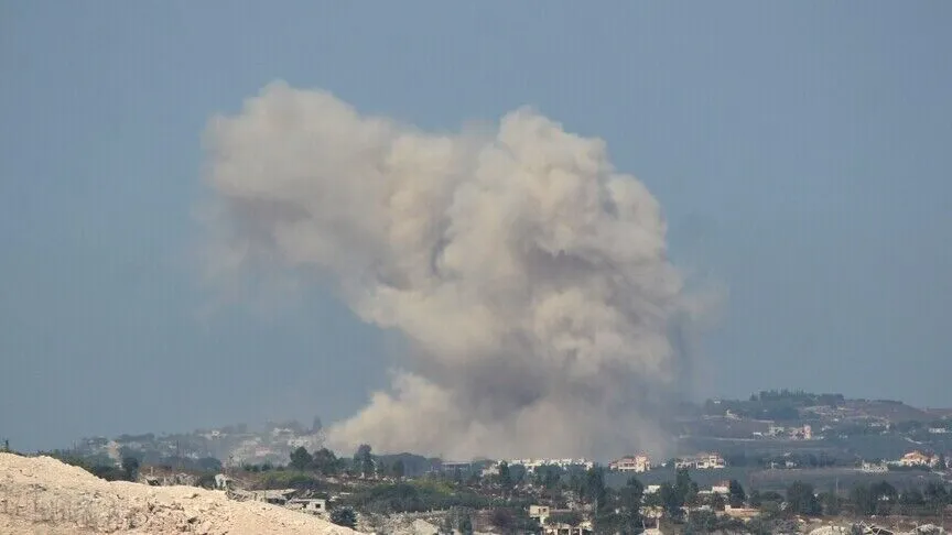 Israel Kembali Serang Lebanon Selatan dengan Artileri dan Senapan Mesin