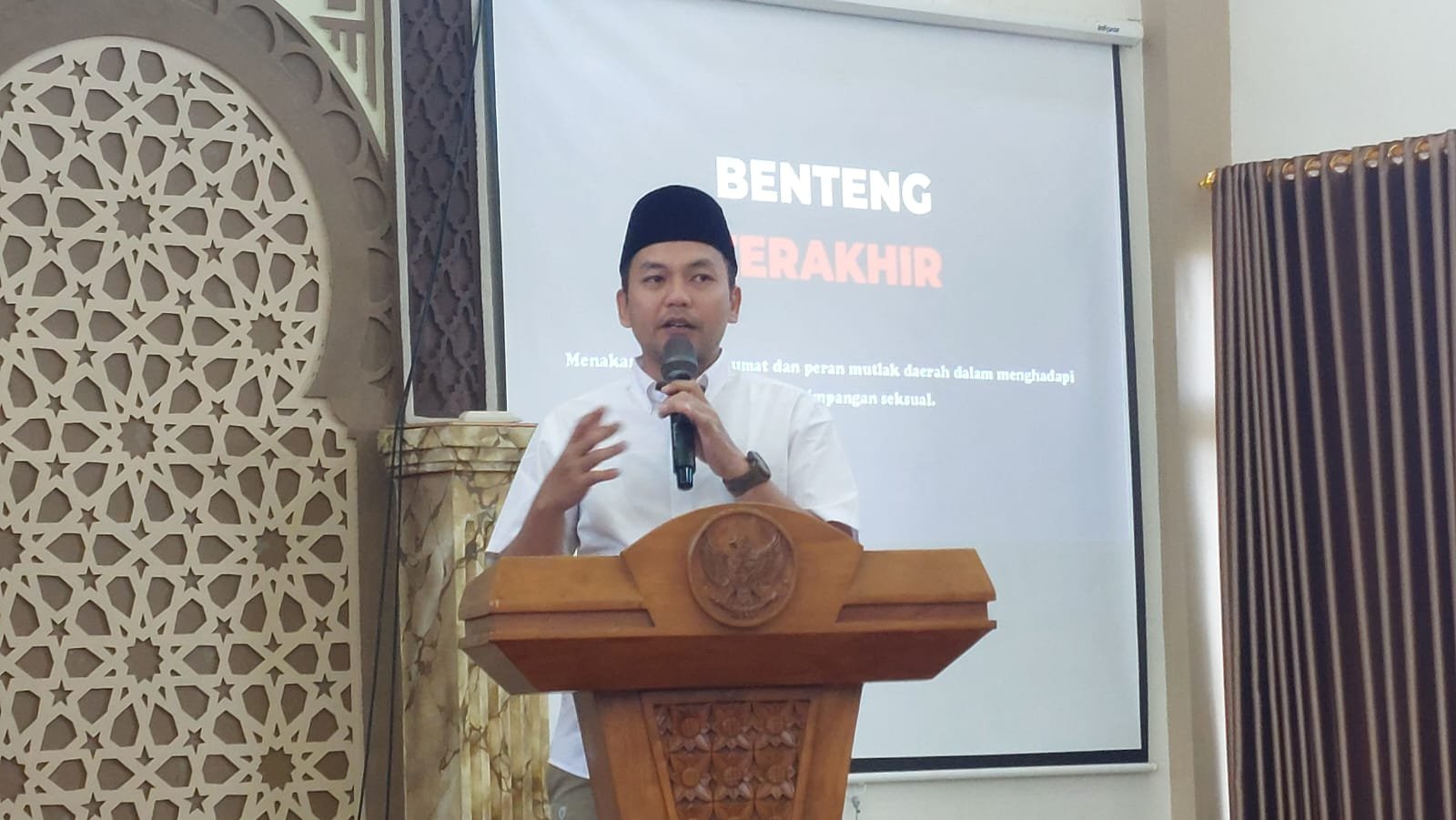 Isu Larangan Hijab di Solo Safari, Wali Kota Solo: Berhijab Itu Hak