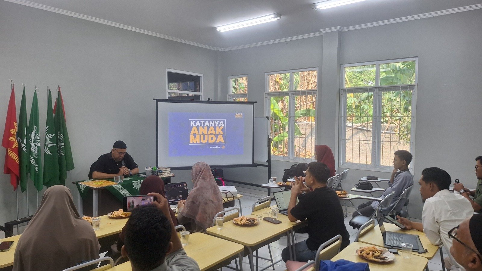 Fiqh Informasi dan Kode Etik NetzMU Jadi Panduan Berinteraksi di Dunia Digital