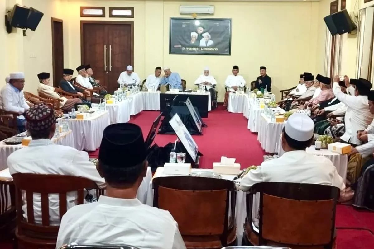Puluhan Kiai Sepuh Berkumpul di Lirboyo, Sebut Gus Yaqut Terzalimi dan Ingatkan KPK